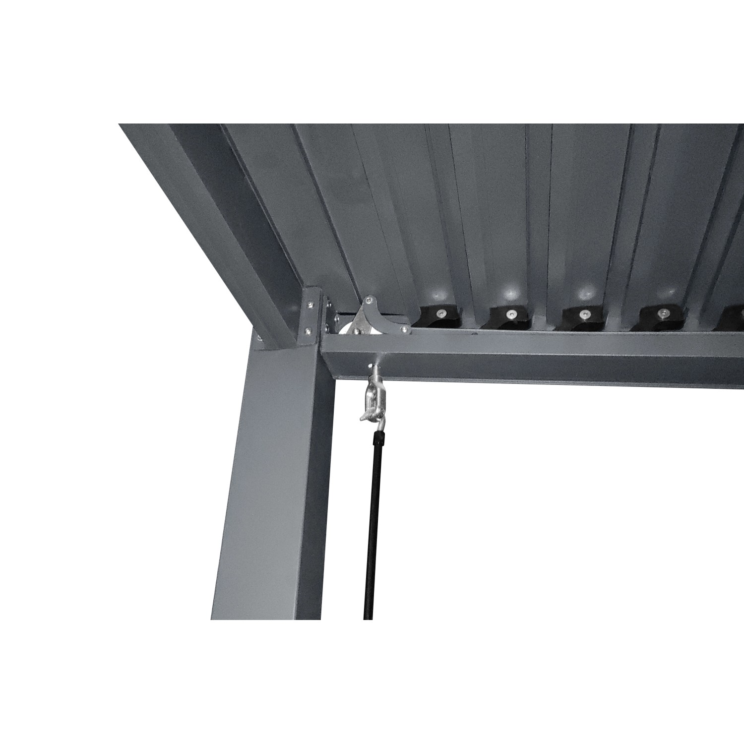 Detailansicht der anthrazitfarbenen Floraworld Pergola mit Lamellendach, Fokus auf Mechanismus und Lamellen.