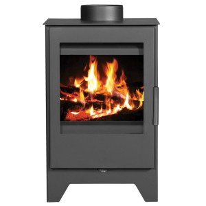 Victoria Kaminofen Parma L, 5 kW, mit Feuerraum und großer Sichtscheibe.