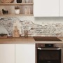 MySpotti Küchenrückwand Profix Cucina Vintage Wall mit Ziegelmuster in moderner Küche.