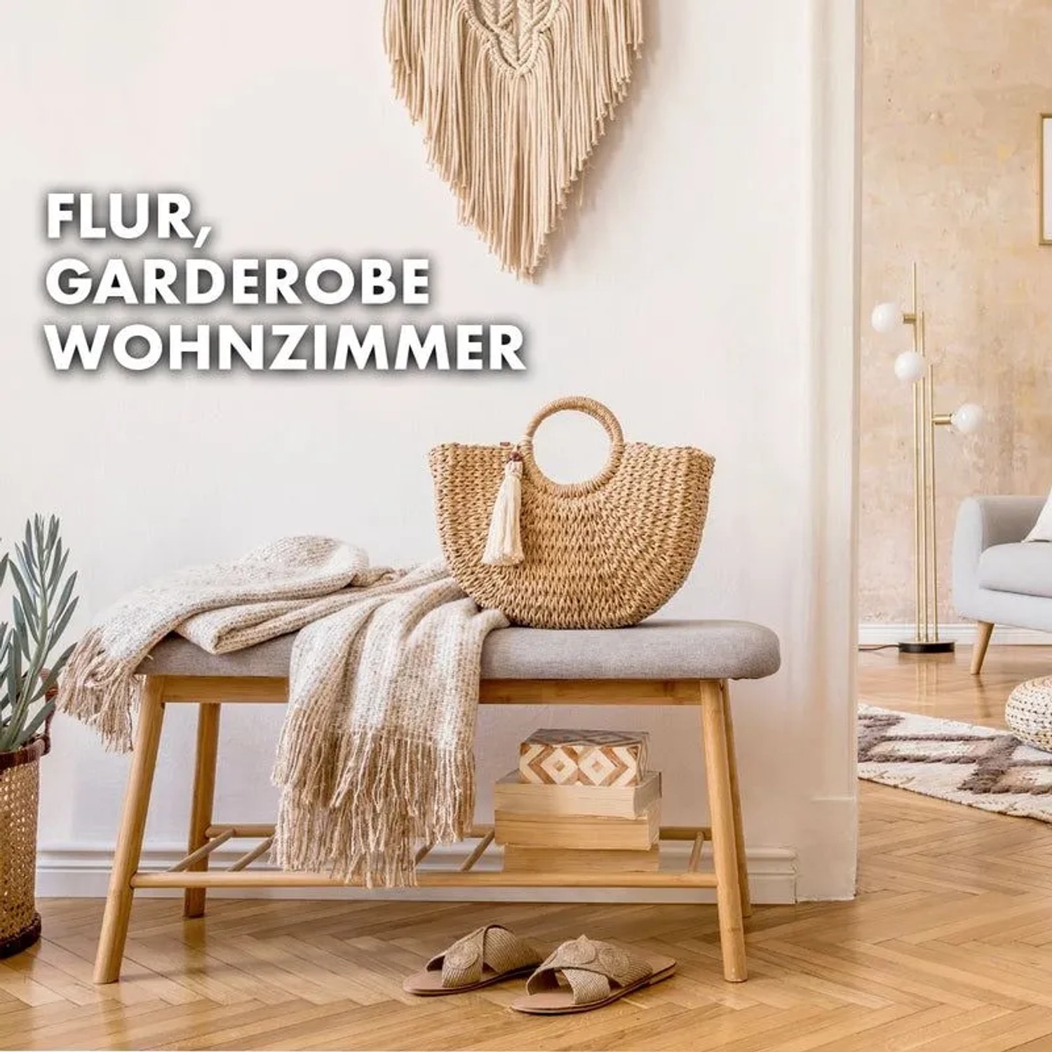 Bambus Sitzbank Montana als Schuhregal mit gepolsterter Sitzfläche und Stauraum im modernen Flur, dekoriert.