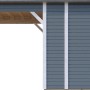 Graues Bertilo Gartenhaus Pentus 2 Lounge aus Holz mit Anbau und überdachter Fläche.