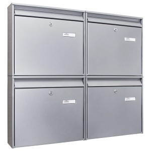 Burg-Wächter Briefkastenanlage für 4 Parteien, silberfarben, mit Montagematerial und Schlüsseln.