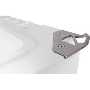 Schlossplatte mit Flaschenöffner aus Edelstahl für Petromax Kühlbox, Detailansicht.