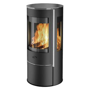 Schwarzer Fireplace Amarant Kaminofen aus Stahl, 5 kW, mit brennendem Holz im Feuerraum.