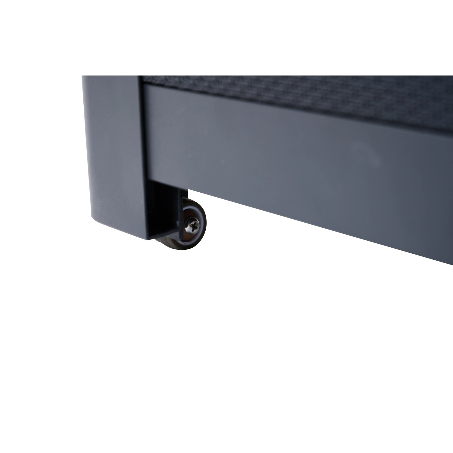 Detailaufnahme: Dunkelgraue Siena Garden Kissenbox Sabano mit Rollen für einfachen Transport.