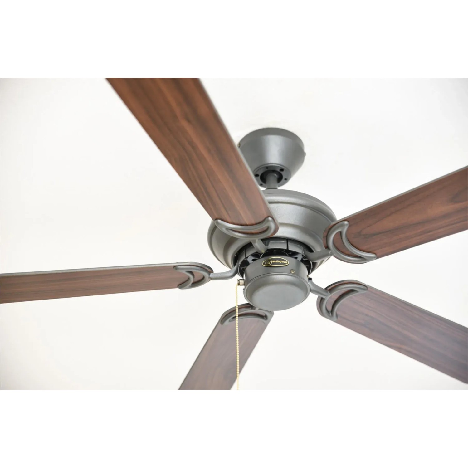 WESTINGHOUSE Deckenventilator Nevada, 105 cm, mit 5 Flügeln in Nussbaum/Kirsche und Fernbedienung.
