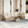 Beige 8-tlg. Garten-Sofagarnitur aus Rattan mit cremeweißen Kissen und Tisch.
