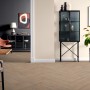 Egger NatureSense Herringbone Laminat 8 mm Braun_5