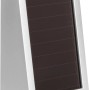 Silberne Homematic IP Alarmsirene außen mit Solarpanel und rotem Sockel. Smart Home Sicherheit.