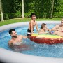 Bestway Fast Set Pool mit Familie im Garten. Der Quick-Up Pool in Schiefergrau sorgt für Badespaß.