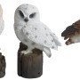 Drei Deko-Figuren: Eulen auf Baumstümpfen, naturgetreue Gartendekoration aus Polyresin, ca. 15 cm hoch.
