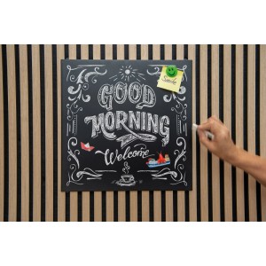 FN Acustico Letterboard, schwarz pulverbeschichtet, mit Kreide beschreibbar und magnetisch.