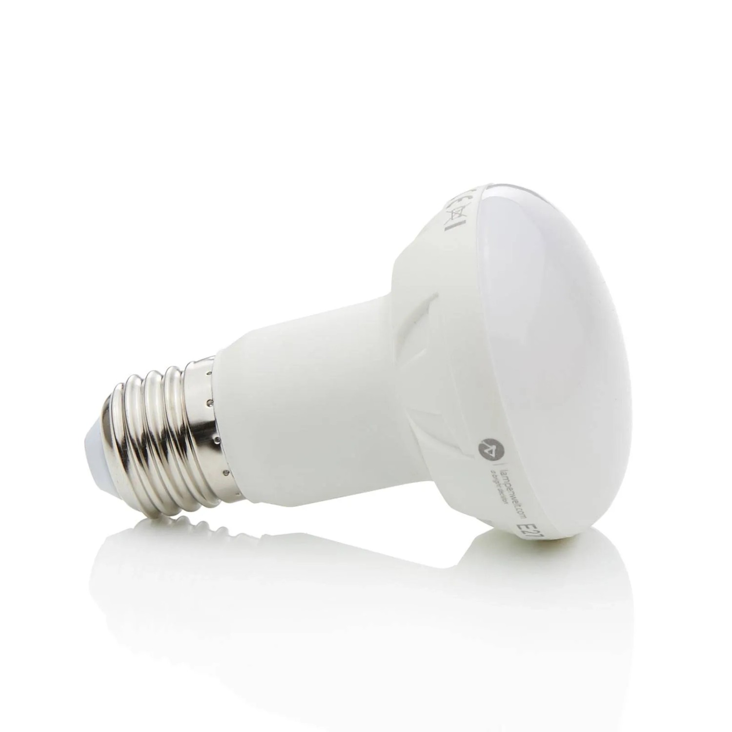 Weiße Lindby E27 LED-Reflektorlampe R63 aus Kunststoff, warmweiß.