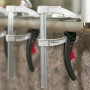 Bessey KliKlamp KLI25 Zwinge aus Magnesium und Stahl, ideal zum Spannen.