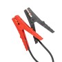 Rote und schwarze Batterieklemmen des Güde Batterielader V 421 C für Autoelektrik.