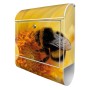 Weißer Design Briefkasten mit Hummel Motiv und Zeitungsfach.