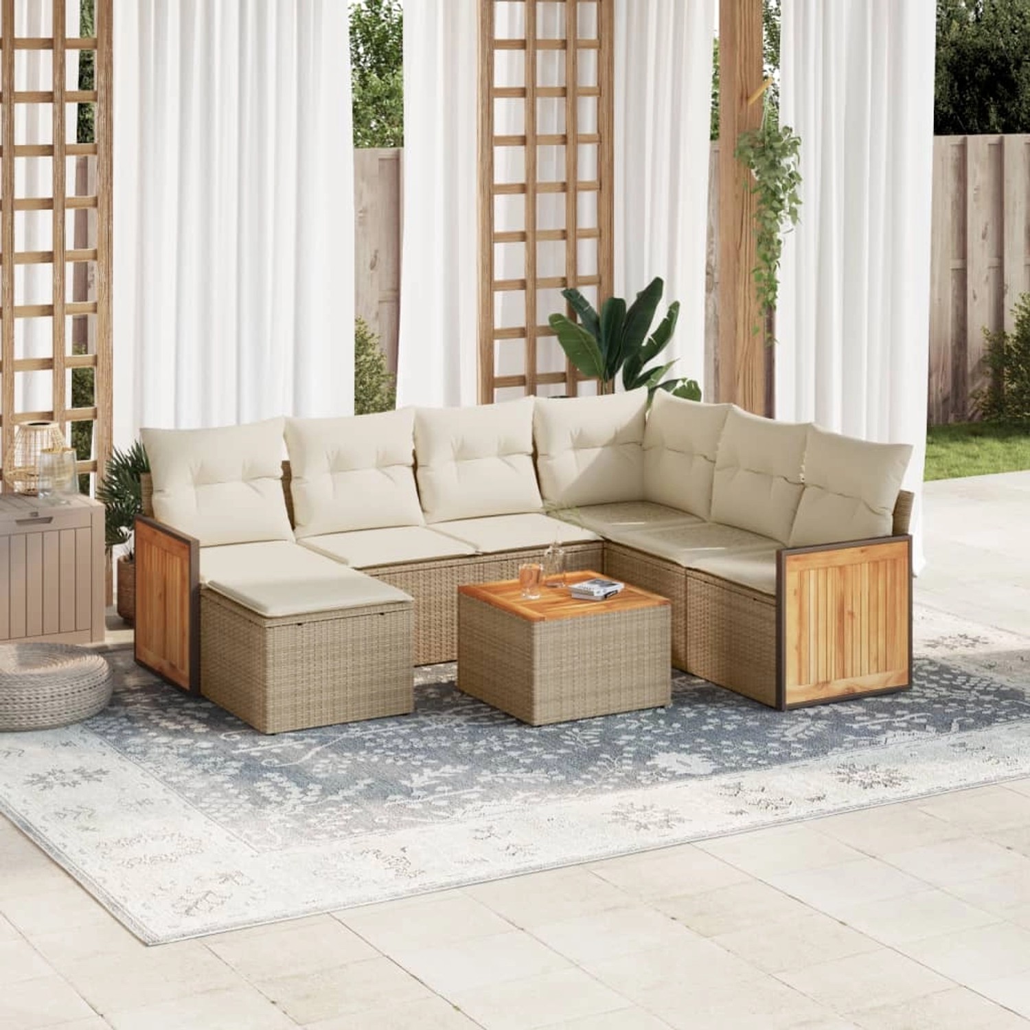 Beige 8-tlg. Garten-Sofagarnitur aus Poly Rattan mit Kissen für Terrasse und Garten.