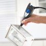 Dremel 290-3 Gravierer in Aktion: Gravieren einer Laterne. Miniaturwerkzeug für Hobby und DIY.