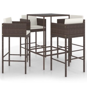 Braunes 5-tlg. vidaXL Gartenbar-Set aus Rattan mit Tisch, Hockern und cremefarbenen Kissen.