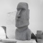 Graue Moai Figur Rapa Nui (78cm) aus Steinguss, Deko für Garten & Innenbereich.