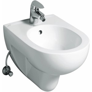 Weißes Geberit Renova Bidet mit Überlauf und KeraTect® Beschichtung, wandhängend.