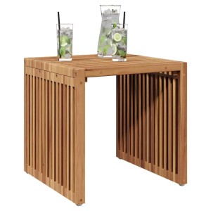 Brauner vidaXL Garten Beistelltisch aus Teakholz, 45x42,5x45 cm. Quadratischer Tisch mit Getränken.