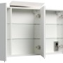 Posseik Spiegelschrank, 140 cm, Weiß Hochglanz, mit LED-Lampe und Glasböden. Offene Türen zeigen Innenleben.
