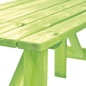 Detailansicht des grün-gelben Wilk Kinder-Gartenmöbel-Sets Robusto Kid, Tischplatte und Bein aus Holz.