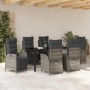 Graue 7-teilige Garten Essgruppe aus Polyrattan mit verstellbaren Stühlen und Tisch mit Glasplatte.