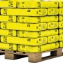Palette Sakret Quarzsand, 42 Säcke à 25 kg, gelbe Säcke auf Holzpalette.