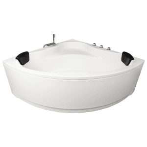 Weiße Basera Eckbadewanne Malai 150x150 mit Armatur und Kopfstützen.