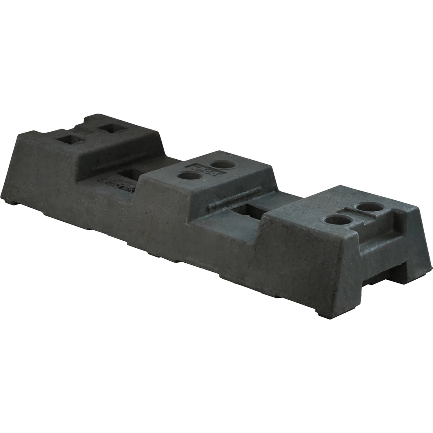 Schwarzer Bauzaunfuß aus Kunststoff, 800 mm lang, mit Aussparungen für Baugeräte.