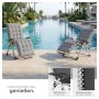 Zwei hellgraue Tectake Sonnenliegen Cloud, gepolstert, klappbar, verstellbar, am Pool. Gartenstühle für Entspannung.