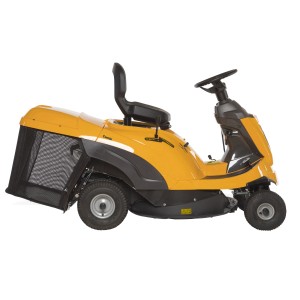 Gelber Stiga Rasentraktor Combi 372 mit Fangkorb, Seitenansicht.