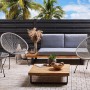 Hellgraues Bistro Set ACAPULCO II von Beliani mit Tisch und Stühlen für Garten und Balkon.