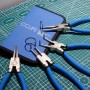 CCLIFE Sprengringzangen Set 4tlg, 150mm, mit geraden und gebogenen Spitzen für Innen- und Außensicherungen, blaue Griffe.