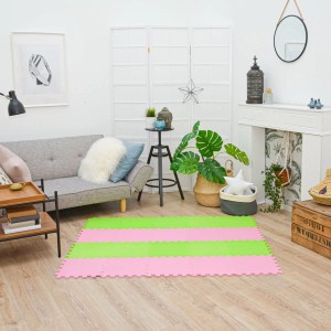 LittleTom Puzzlematte, 18-teilig, rosa & hellgrün, als Spielteppich im Wohnzimmer.