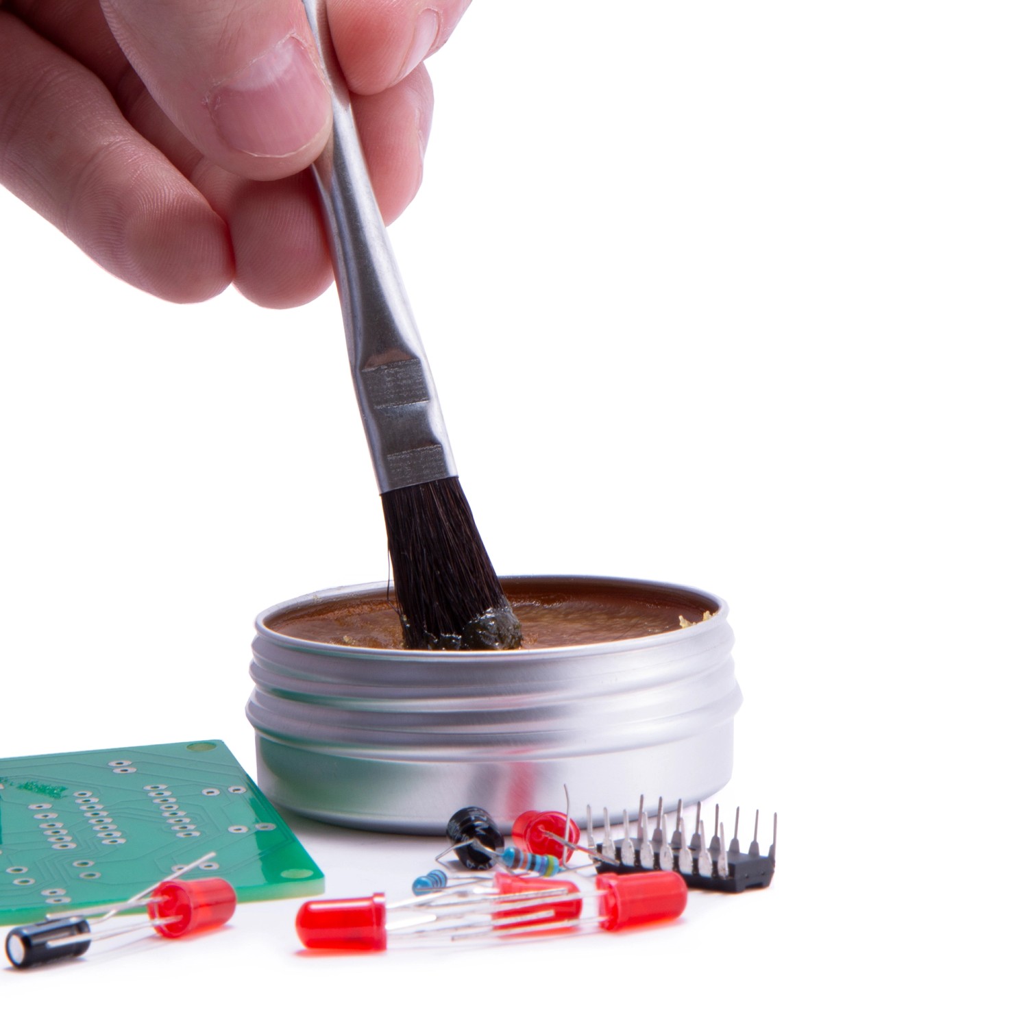 Weller Lötzubehör-Set: Flussmittel, Lot, Pinsel und Reinigungswolle für optimale Lötverbindungen.