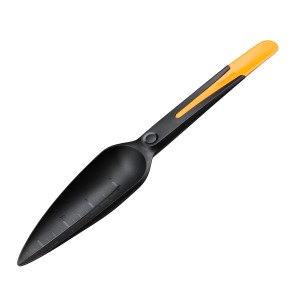 Fiskars Solid Saatgut-Pflanzkelle, multifunktionales Gartenhandgerät zum Säen und Umtopfen.