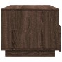 vidaXL Couchtisch in Braun Eichen-Optik. Robuster Wohnzimmertisch aus Holzwerkstoff mit sichtbarer Holzmaserung.
