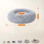 Graues, flauschiges Feandrea Hundebett, 50 cm Durchmesser, mit weicher Plüsch-Liegefläche und hohem Rand.