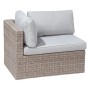 Lounge-Sessel Olea, Teil eines 5-teiligen Polyrattan Sets in Sand mit grauen Kissen.