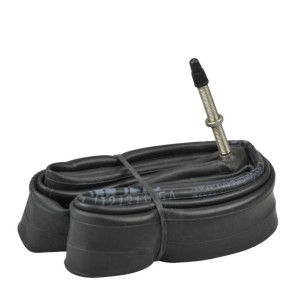 Fischer Fahrradschlauch 28 Zoll mit Sclaverandventil, pannensicher.