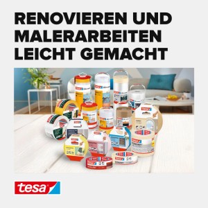 Auswahl an tesa Malerband und Klebebändern für präzise Renovierungs- und Malerarbeiten auf Holztisch.