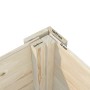 Detailaufnahme: Ecke des Palmako Spielhaus Tom aus Fichtenholz mit Maßangaben.