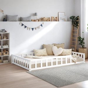 Weißes Homestyle4u Kinderbett 120x200 mit Rausfallschutz, Lattenrost und Matratze.