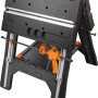 Worx Pegasus WX051 Multifunktions-Arbeitstisch, klappbar, mit Schnellklemmen und Haltern.