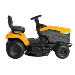 Gelber Stiga Rasentraktor Tornado 398 mit Seitenauswurf, seitliche Ansicht.