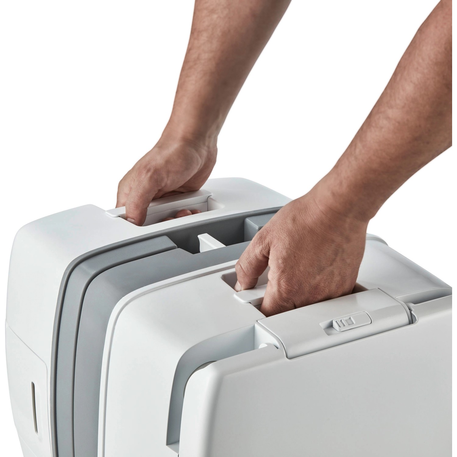 Enders Campingtoilette Mobil WC Supreme, Detail: Tragen der Toilette an den Griffen.