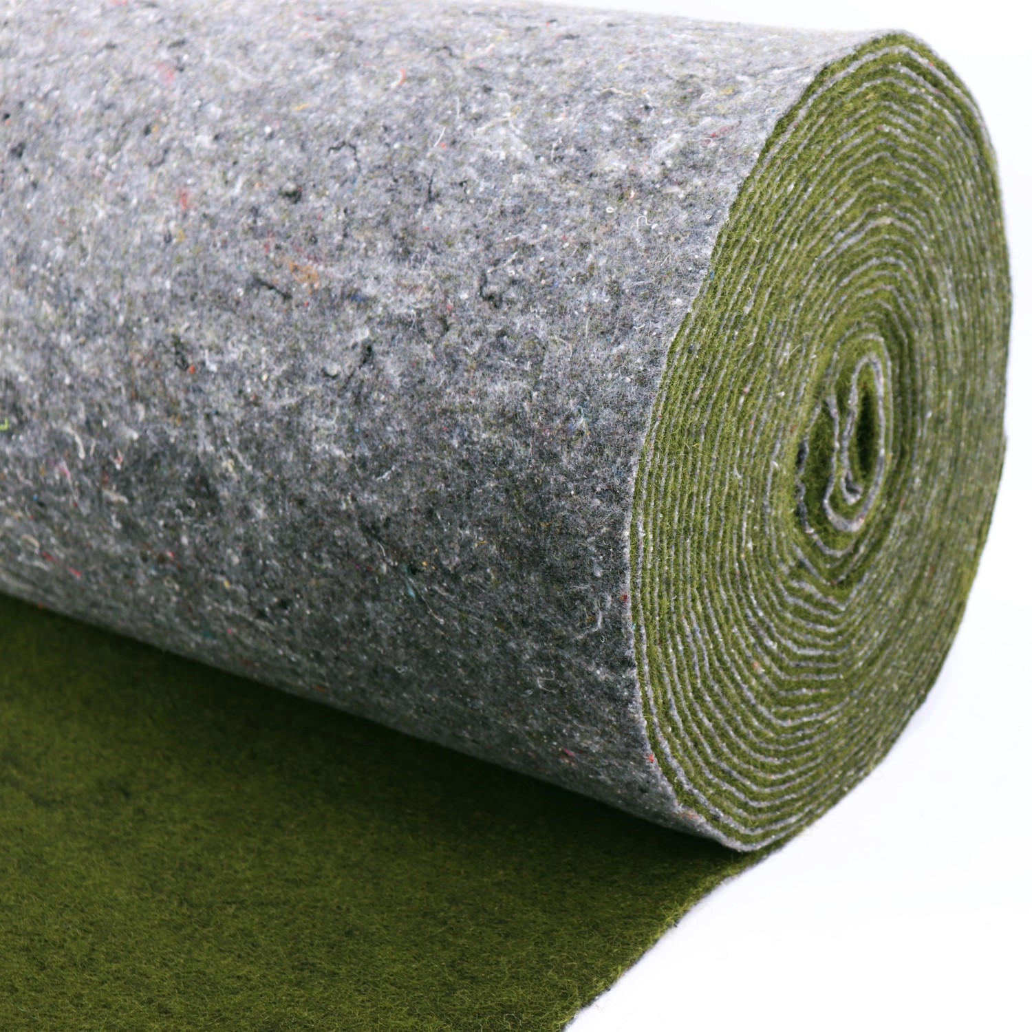 Grüne Aquagart Ufermatte (17m x 0,75m) als Böschungsmatte für Teichfolien, aufgerollt.